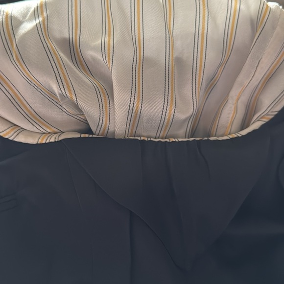 Daniel Cremieux Collection dark blue pin stripe two button front blazer Sz 42L - Picture 8 of 11